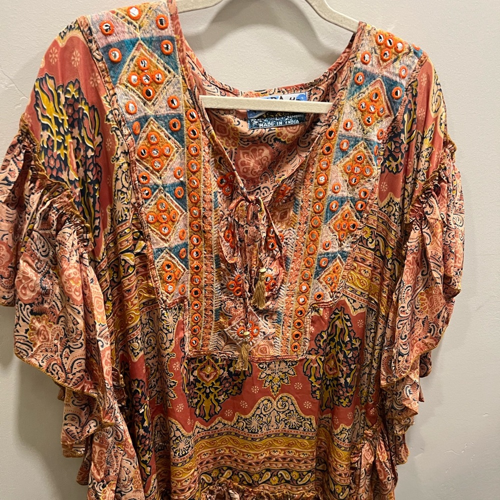 Colorful Tunic - Picture 3 of 4